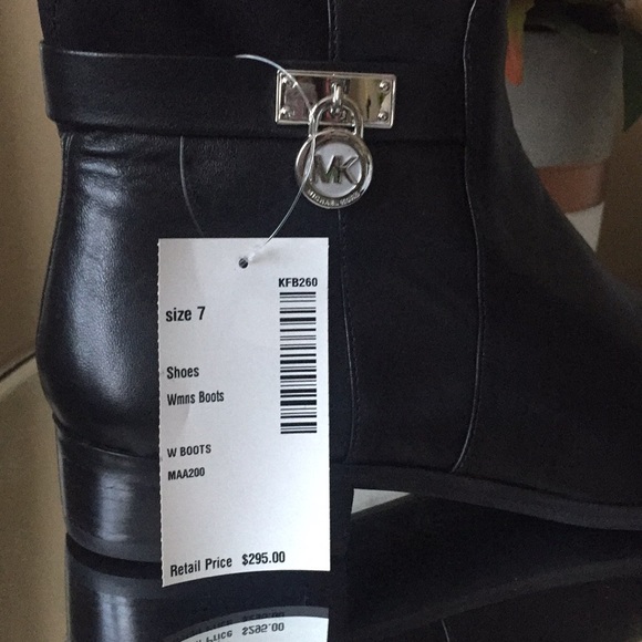 MICHAEL KORS Genuine leather boots - Picture 5 of 7